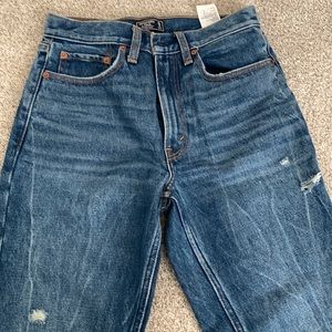 Abercrombie Mom Jean